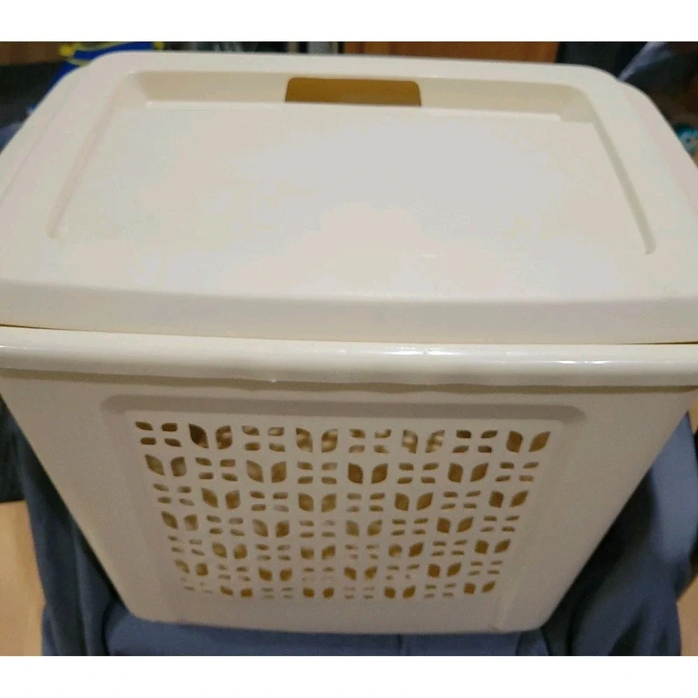 Vintage Laundry Hamper Basket with Lid Tulip Floral Rubbermaid 2787